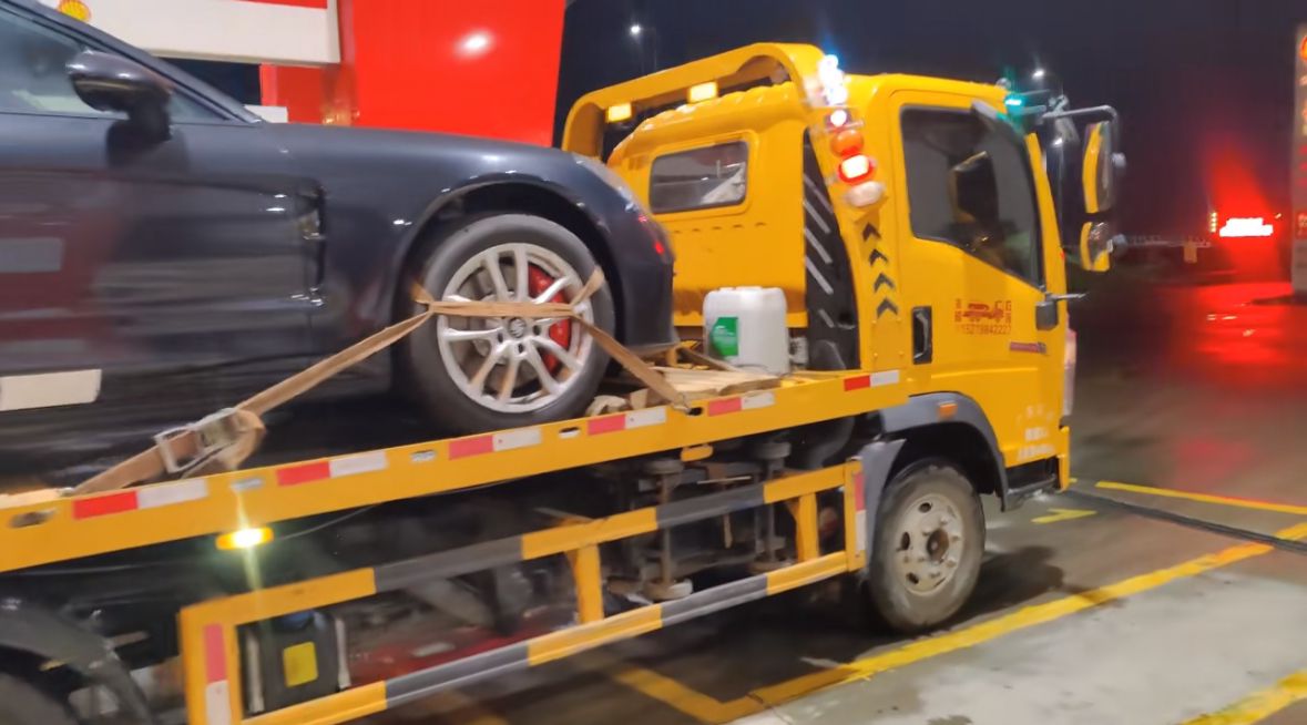 汕头行车途中遇到突发状况该如何呼叫道路救援？